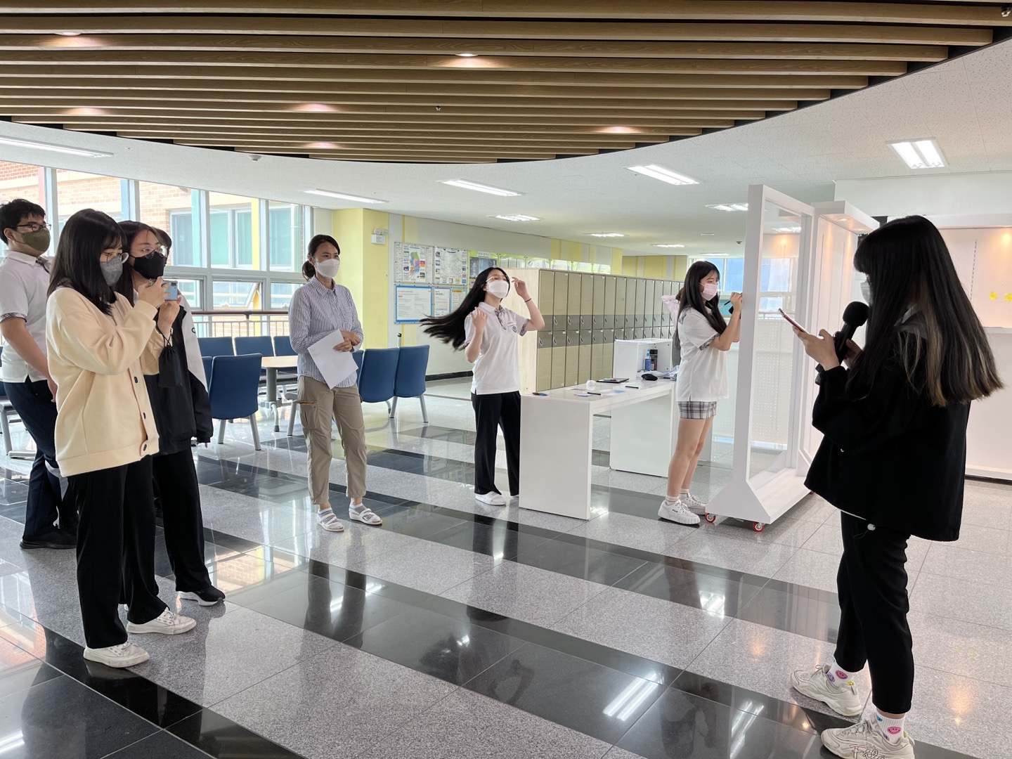 2022 1학기 3학년 박서연 학생 개인전 (2022.6.2.)